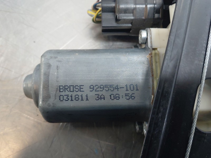 Recambio de elevalunas delantero derecho para ford focus iii 1.6 tdci referencia OEM IAM 1870697 BM51A2320 