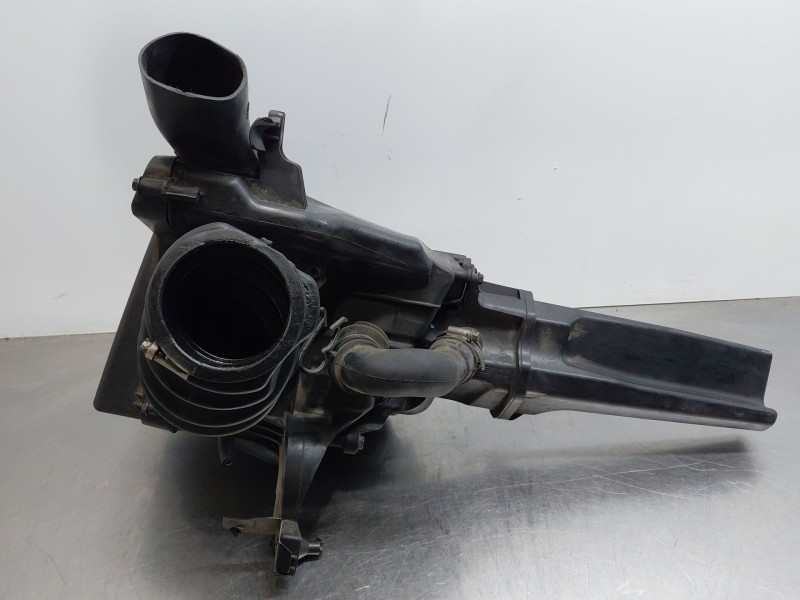 Recambio de filtro aire para ford focus iii 1.6 tdci referencia OEM IAM 1726131  