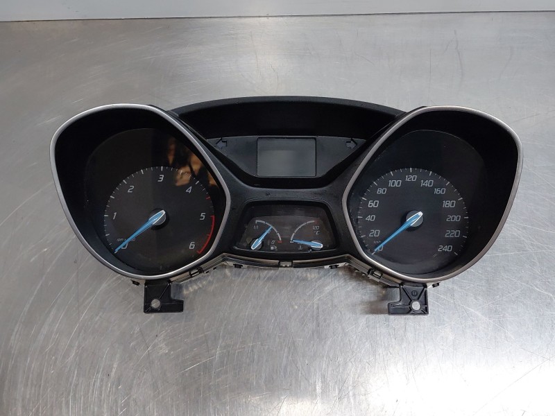 Recambio de pantalla multifuncion para ford focus iii 1.6 tdci referencia OEM IAM 1940785 AM5T18B955BD 