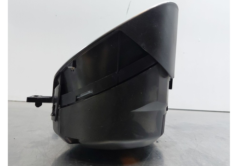 Recambio de pantalla multifuncion para ford focus iii 1.6 tdci referencia OEM IAM 1940785 AM5T18B955BD 