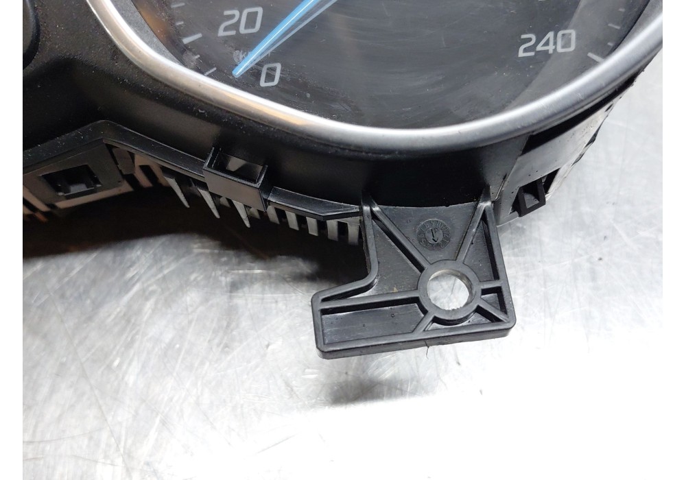 Recambio de pantalla multifuncion para ford focus iii 1.6 tdci referencia OEM IAM 1940785 AM5T18B955BD 
