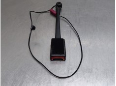Recambio de enganche del cinturon delantero izq para ford focus iii 1.6 tdci referencia OEM IAM 1852180  