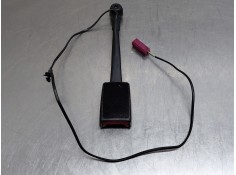 Recambio de enganche del cinturon delantero der para ford focus iii 1.6 tdci referencia OEM IAM 1852179  