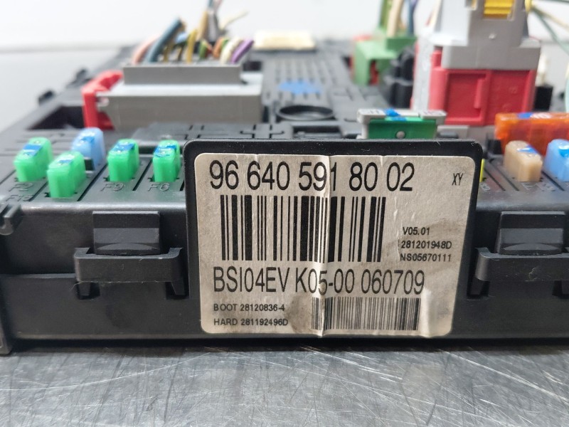 Recambio de caja reles / fusibles para peugeot 308 sw i (4e_, 4h_) 1.6 hdi referencia OEM IAM   