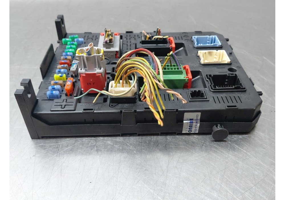 Recambio de caja reles / fusibles para peugeot 308 sw i (4e_, 4h_) 1.6 hdi referencia OEM IAM   