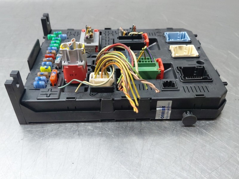 Recambio de caja reles / fusibles para peugeot 308 sw i (4e_, 4h_) 1.6 hdi referencia OEM IAM   