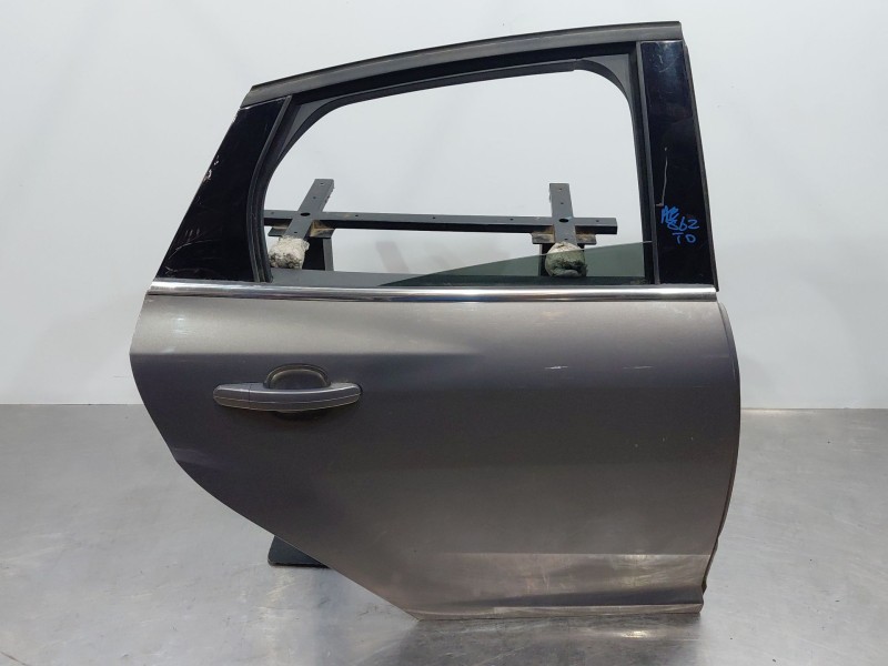 Recambio de puerta trasera derecha para ford focus iii 1.6 tdci referencia OEM IAM 2172759  
