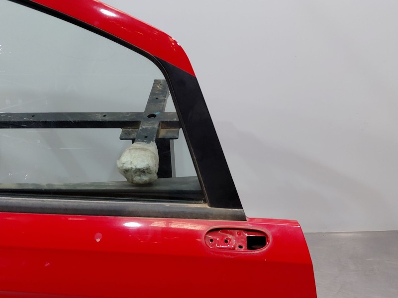 Recambio de puerta delantera derecha para opel corsa e design referencia OEM IAM 39171069  