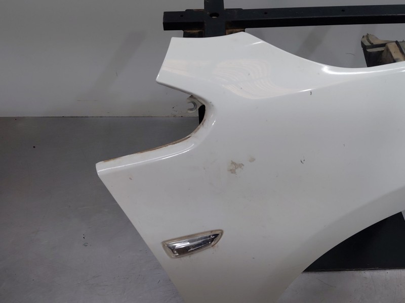 Recambio de aleta delantera derecha para opel astra j (p10) 1.7 cdti (68) referencia OEM IAM   
