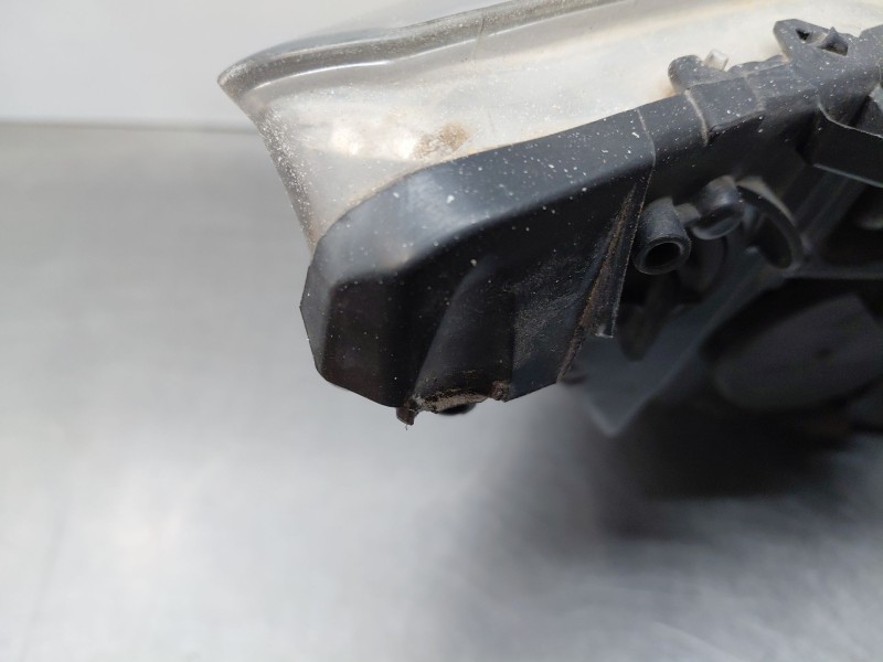 Recambio de faro izquierdo para peugeot 308 sw i (4e_, 4h_) 1.6 hdi referencia OEM IAM   
