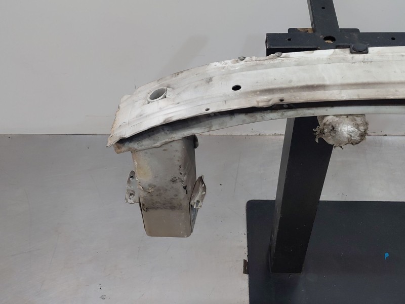 Recambio de refuerzo paragolpes delantero para opel astra j (p10) 1.7 cdti (68) referencia OEM IAM   