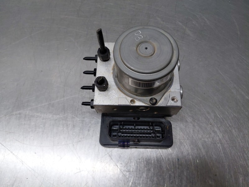 Recambio de abs para hyundai i30 (pd) style referencia OEM IAM   