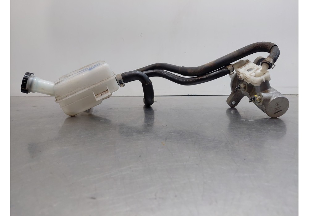 Recambio de bomba freno para nissan nt400 cabstar (f24m) 28.12, 32.12, 35.12 (f91an) referencia OEM IAM   