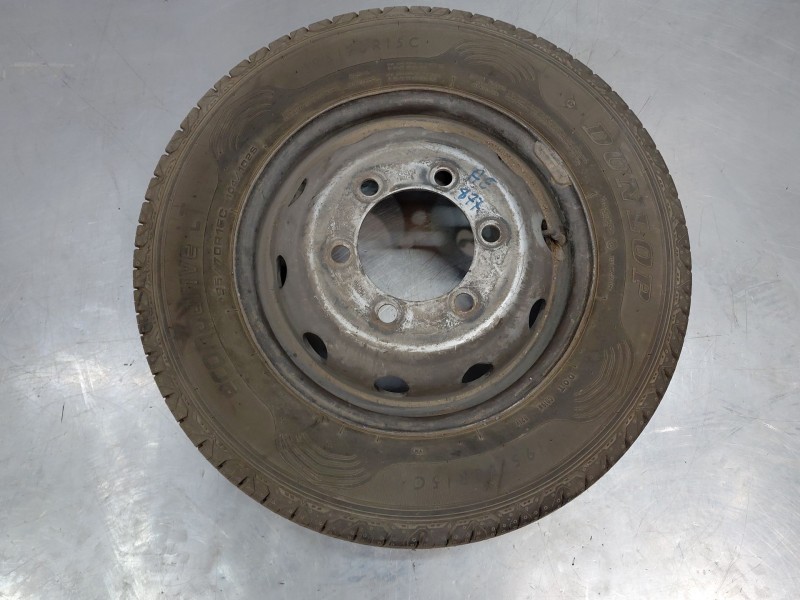 Recambio de neumatico repuesto para nissan nt400 cabstar (f24m) 28.12, 32.12, 35.12 (f91an) referencia OEM IAM   