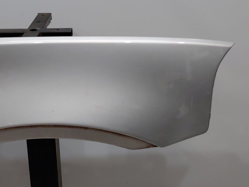 Recambio de aleta delantera derecha para bmw x3 (e83) 2.0 d referencia OEM IAM   