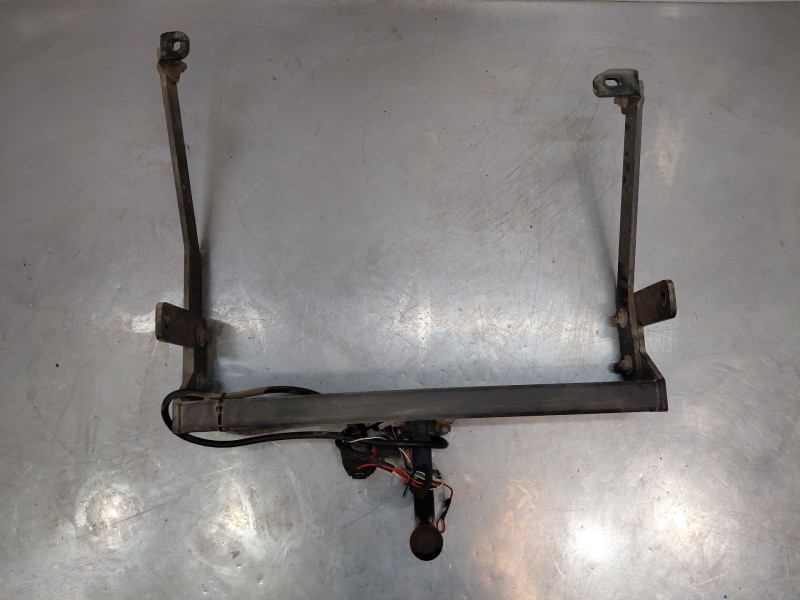 Recambio de enganche remolque para fiat scudo autobús (270_, 272_) 2.0 d multijet referencia OEM IAM   