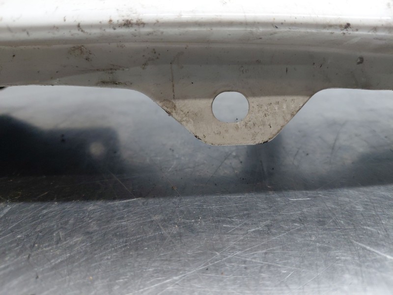 Recambio de aleta delantera izquierda para nissan nt400 cabstar (f24m) 28.12, 32.12, 35.12 (f91an) referencia OEM IAM F1263MA0M0