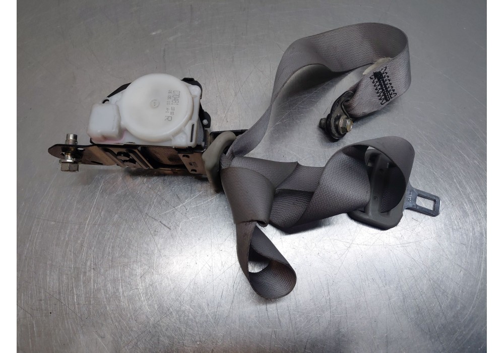 Recambio de cinturon seguridad delantero derecho para nissan nt400 cabstar (f24m) 28.12, 32.12, 35.12 (f91an) referencia OEM IAM