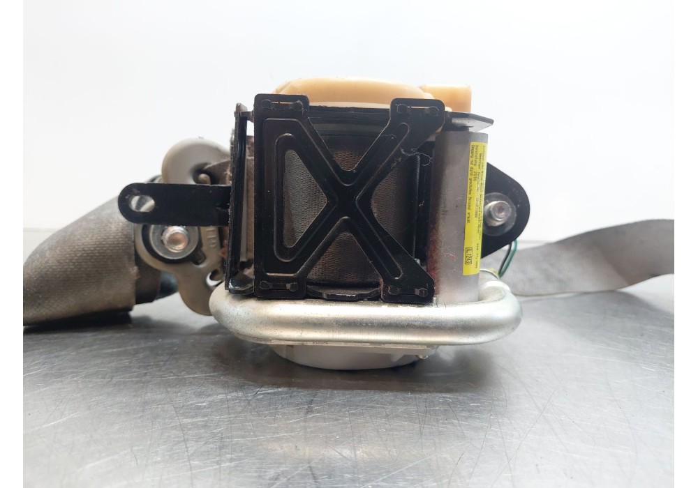 Recambio de cinturon seguridad delantero izquierdo para nissan nt400 cabstar (f24m) 28.12, 32.12, 35.12 (f91an) referencia OEM I