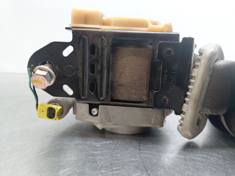 Recambio de cinturon seguridad delantero izquierdo para nissan nt400 cabstar (f24m) 28.12, 32.12, 35.12 (f91an) referencia OEM I