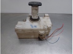 Recambio de deposito limpia para nissan nt400 cabstar (f24m) 28.12, 32.12, 35.12 (f91an) referencia OEM IAM 28910LC60A  
