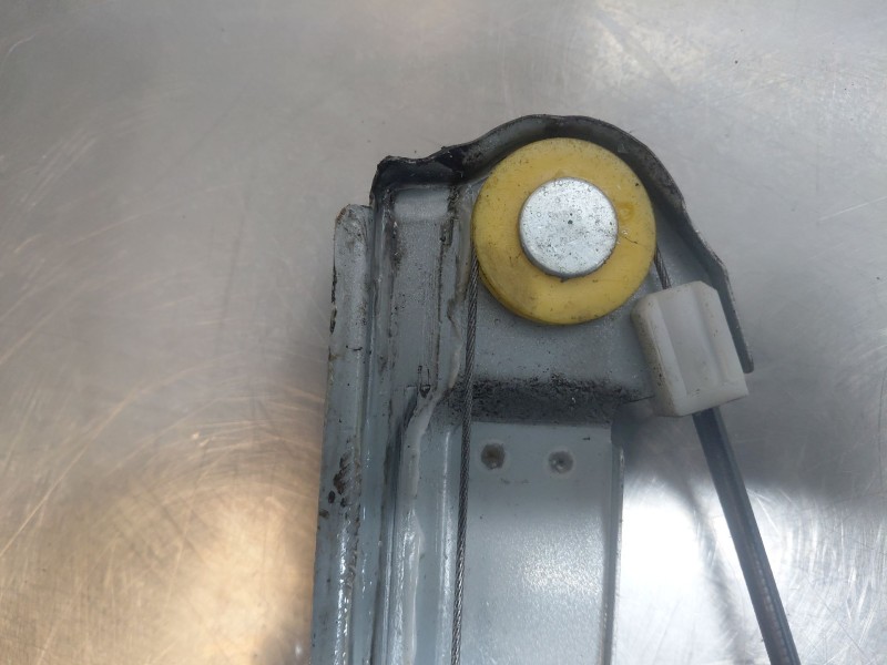 Recambio de elevalunas delantero derecho para nissan nt400 cabstar (f24m) 28.12, 32.12, 35.12 (f91an) referencia OEM IAM 80720MA