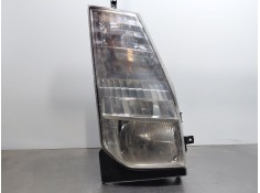 Recambio de faro derecho para nissan nt400 cabstar (f24m) 28.12, 32.12, 35.12 (f91an) referencia OEM IAM 26010LC60A  