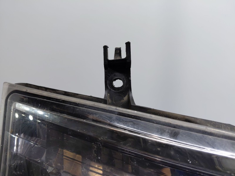 Recambio de faro derecho para nissan nt400 cabstar (f24m) 28.12, 32.12, 35.12 (f91an) referencia OEM IAM 26010LC60A  