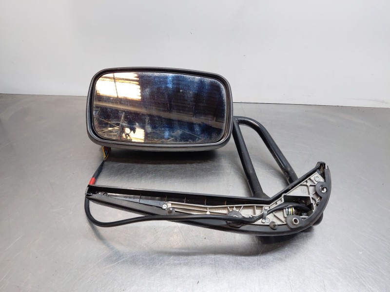 Recambio de retrovisor derecho para nissan nt400 cabstar (f24m) 28.12, 32.12, 35.12 (f91an) referencia OEM IAM   