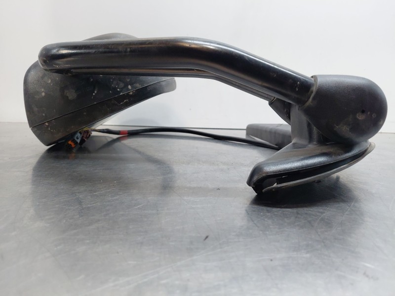 Recambio de retrovisor derecho para nissan nt400 cabstar (f24m) 28.12, 32.12, 35.12 (f91an) referencia OEM IAM   