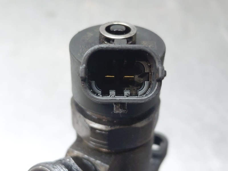 Recambio de inyector para citroën xsara picasso (n68) 1.6 hdi referencia OEM IAM 0445110188  