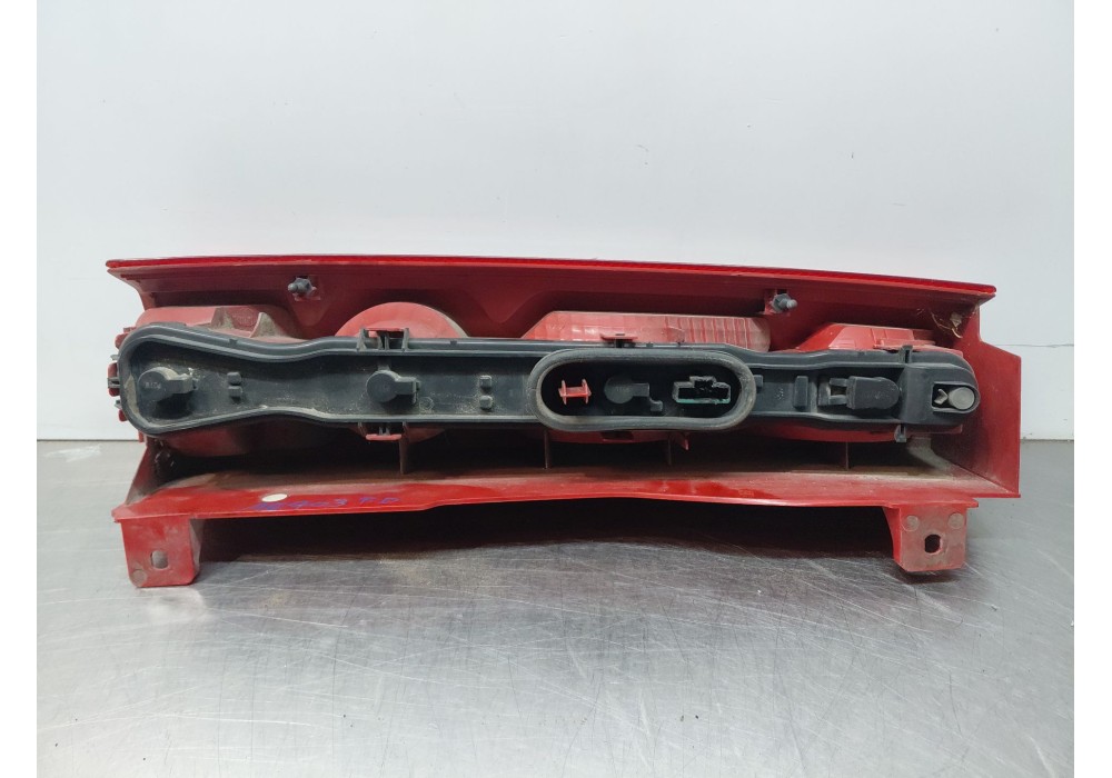 Recambio de piloto trasero derecho para fiat scudo autobús (270_, 272_) 2.0 d multijet referencia OEM IAM   