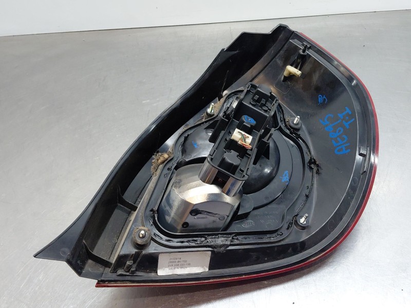 Recambio de piloto trasero izquierdo para nissan almera ii hatchback (n16) 1.5 dci referencia OEM IAM   