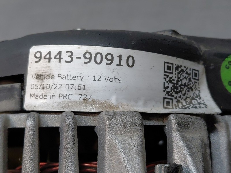 Recambio de alternador para opel astra j (p10) 1.7 cdti (68) referencia OEM IAM 95519864 944390910 
