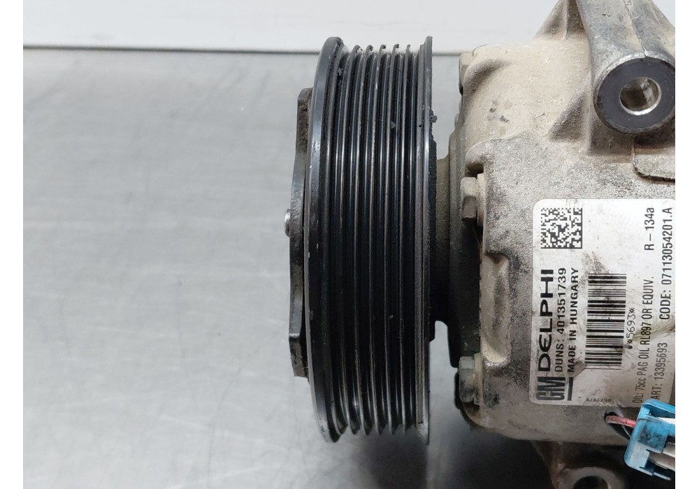 Recambio de compresor aire acondicionado para opel astra j (p10) 1.7 cdti (68) referencia OEM IAM 13395693  