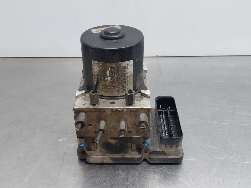 Recambio de abs para nissan nt400 cabstar (f24m) 28.12, 32.12, 35.12 (f91an) referencia OEM IAM 47660LC64B 47660LC60D 