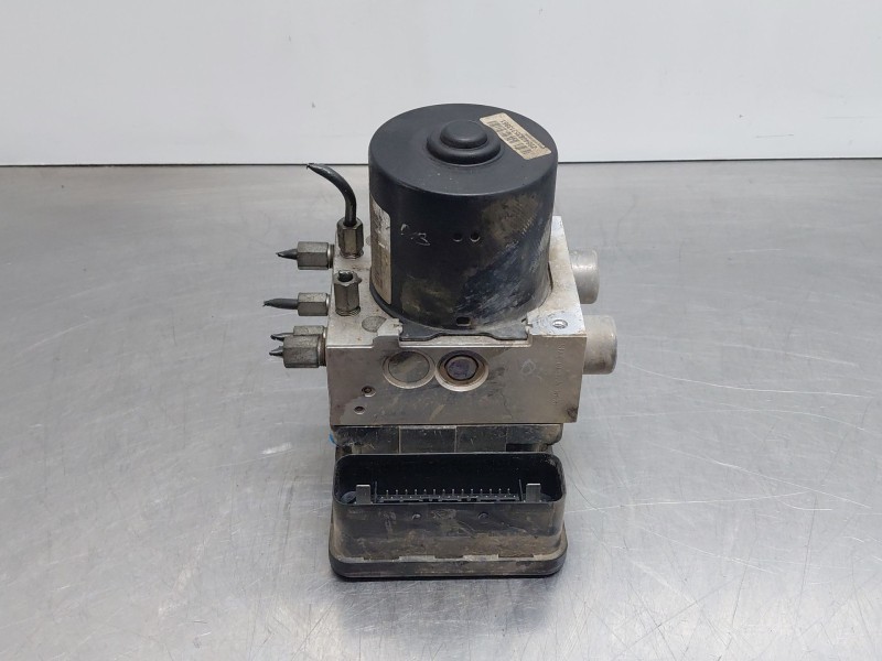 Recambio de abs para nissan nt400 cabstar (f24m) 28.12, 32.12, 35.12 (f91an) referencia OEM IAM 47660LC64B 47660LC60D 