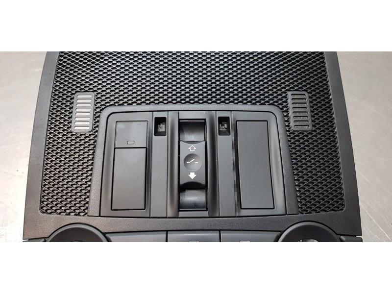 Recambio de luz interior para bmw x5 (e70) xdrive35d referencia OEM IAM 61319201825  