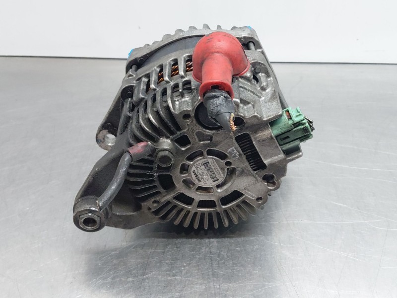 Recambio de alternador para nissan nt400 cabstar (f24m) 28.12, 32.12, 35.12 (f91an) referencia OEM IAM 231001AT6M  