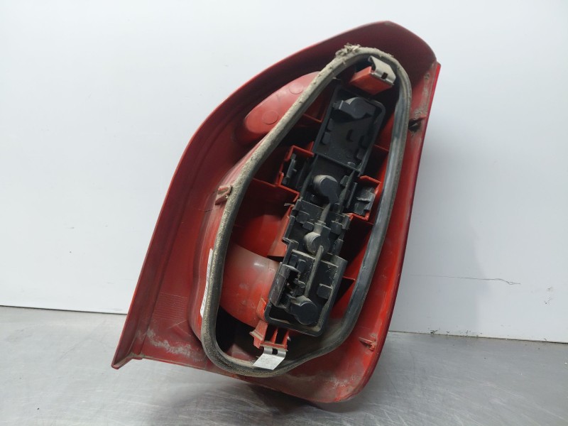 Recambio de piloto trasero izquierdo para citroën xsara picasso (n68) 1.6 hdi referencia OEM IAM 6350T2  