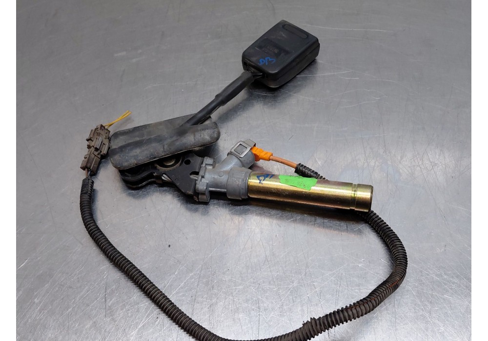 Recambio de pretensor airbag derecho para peugeot partner monospace (5_, g_) 2.0 hdi referencia OEM IAM   