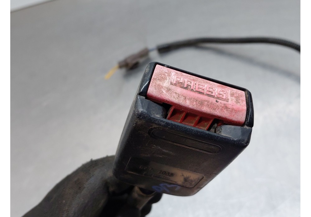 Recambio de pretensor airbag derecho para peugeot partner monospace (5_, g_) 2.0 hdi referencia OEM IAM   