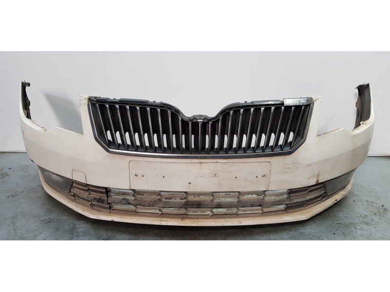 Recambio de paragolpes delantero para skoda superb combi (3t5) ambition referencia OEM IAM 3T0071609C   Recambio de paragolpes delantero para skoda superb combi (3t5) ambition referencia OEM IAM 3T0071609C