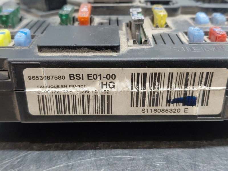 Recambio de caja reles / fusibles para peugeot partner monospace (5_, g_) 2.0 hdi referencia OEM IAM   