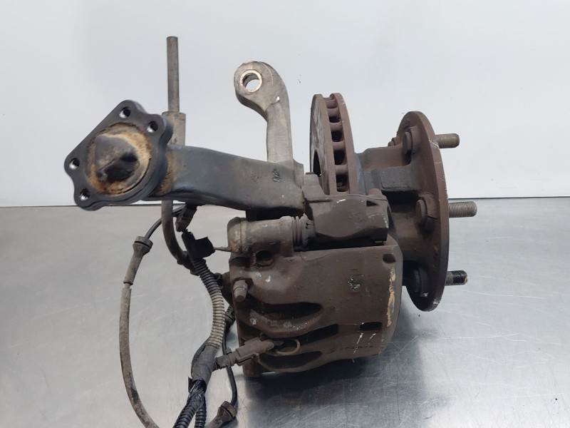 Recambio de mangueta delantera derecha para nissan nt400 cabstar (f24m) 28.12, 32.12, 35.12 (f91an) referencia OEM IAM   