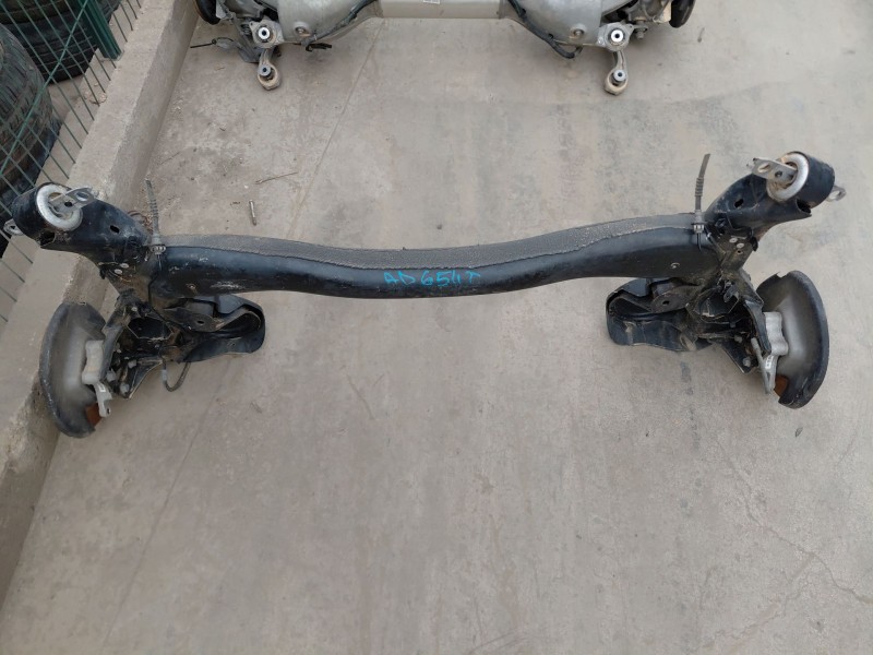 Recambio de puente trasero para peugeot 5008 allure referencia OEM IAM 9822361680  