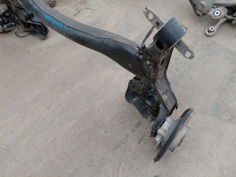 Recambio de puente trasero para peugeot 5008 allure referencia OEM IAM 9822361680  