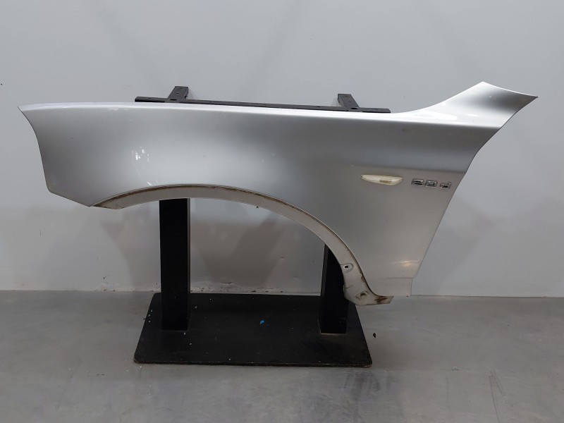 Recambio de aleta delantera izquierda para bmw x3 (e83) 2.0 d referencia OEM IAM   