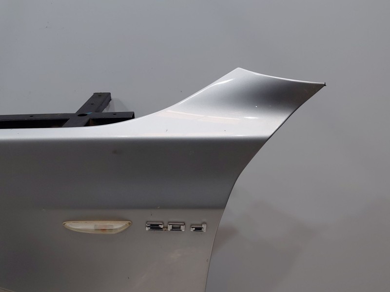 Recambio de aleta delantera izquierda para bmw x3 (e83) 2.0 d referencia OEM IAM   