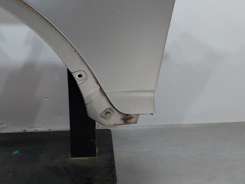 Recambio de aleta delantera izquierda para bmw x3 (e83) 2.0 d referencia OEM IAM   
